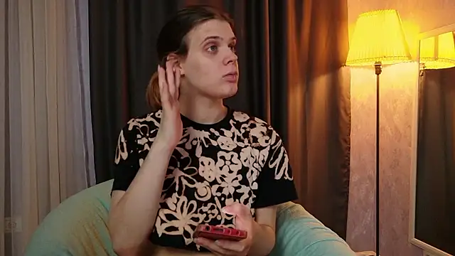 KIKI Krash online show from March 3, 2026, 10:55 am