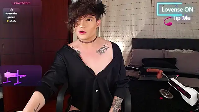 Hornymoan online show from February 5, 2026, 10:49 pm