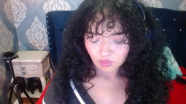 Sofiacowperx online show from July 30, 2026, 3:22 pm
