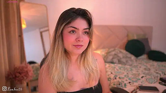 Lau Bee online show from January 10, 2026, 5:19 pm