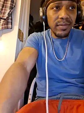 bigboytoy912 online show from June 18, 2026, 1:59 am