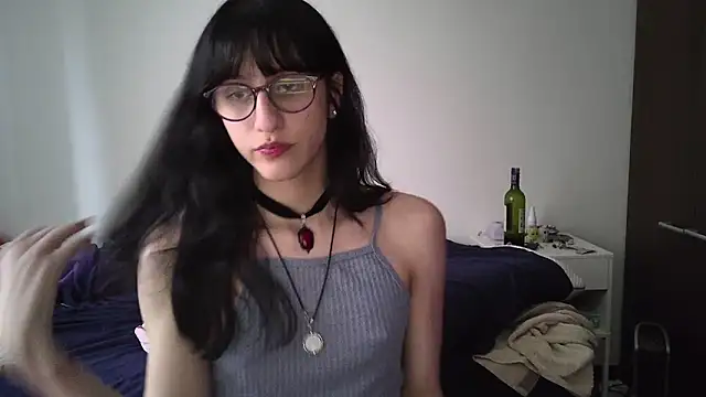 Snapshot of Alice_love29 chatting on February 13, 2025, 8:45 pm Alice love29 online show from February 13, 2025, 8:45 pm