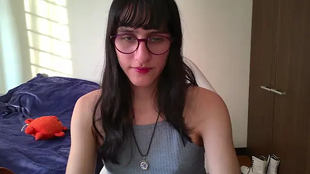 Snapshot of Alice_love29 chatting on January 17, 2025, 10:23 pm Alice love29 online show from January 17, 2025, 10:23 pm