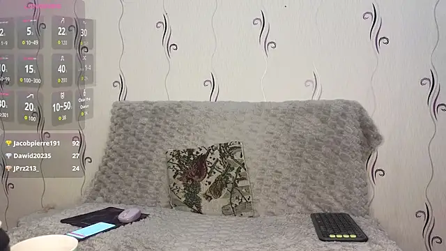 Snapshot of Secret-Smile chatting on December 3, 2025, 4:02 am Secret-Smile online show from December 3, 2025, 4:02 am