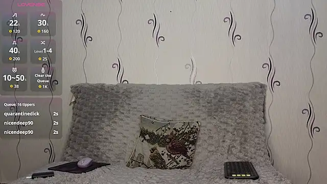 Snapshot of Secret-Smile chatting on October 30, 2025, 4:00 am Secret-Smile online show from October 30, 2025, 4:00 am