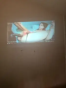 Girthbrooks49xh online show from November 30, 2025, 6:58 am