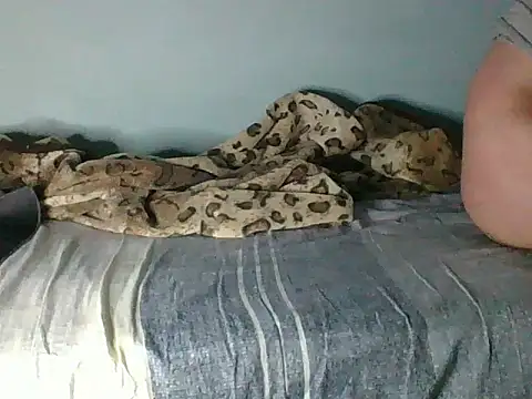 Snapshot of Horny208 chatting on November 13, 2025, 6:39 am Horny208 online show from November 13, 2025, 6:39 am