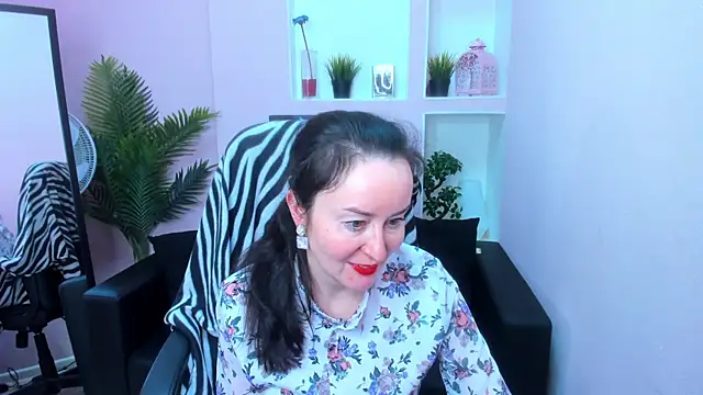 Ninasaaaa online show from February 28, 2025, 2:53 pm