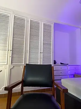 Snapshot of Adel_Nesbiit chatting on April 18, 2026, 7:40 pm Adel Nesbiit online show from April 18, 2026, 7:40 pm