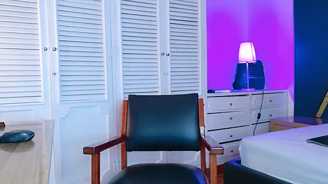 Snapshot of Adel_Nesbiit chatting on May 19, 2026, 7:54 pm Adel Nesbiit online show from May 19, 2026, 7:54 pm