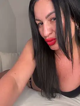 Helena7077 online show from June 10, 2026, 10:00 pm