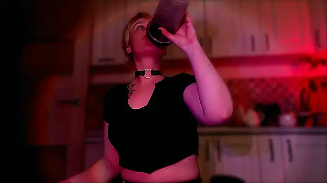 Snapshot of MissSeverina chatting on October 31, 2025, 7:21 pm MissSeverina online show from October 31, 2025, 7:21 pm