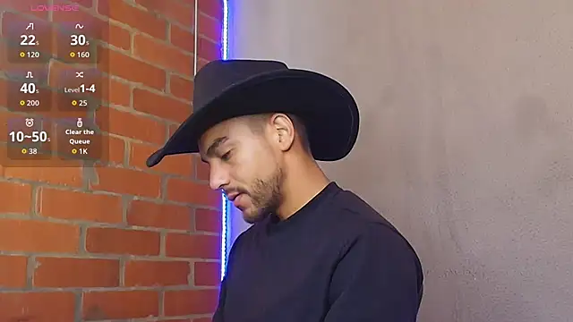 Snapshot of Leandro_valenzuela chatting on March 2, 2026, 2:57 pm Leandro valenzuela online show from March 2, 2026, 2:57 pm