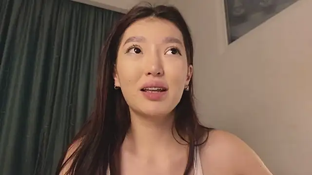 AudreyMell online show from March 10, 2026, 2:43 pm