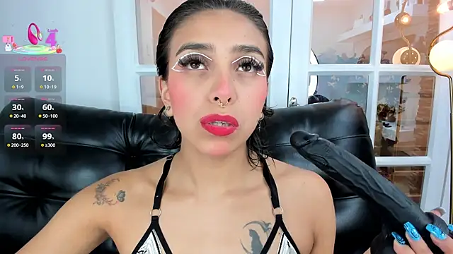 Snapshot of miss_collins chatting on March 14, 2025, 9:00 pm miss collins online show from March 14, 2025, 9:00 pm