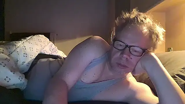 Snapshot of kinkyslet8 chatting on January 9, 2026, 7:59 am kinkyslet8 online show from January 9, 2026, 7:59 am