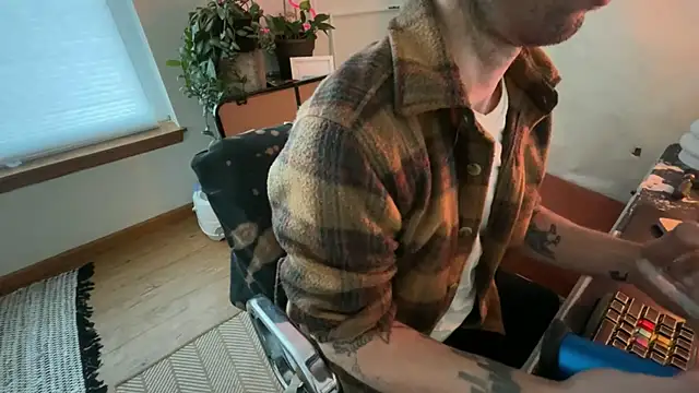 Snapshot of RuffClvb chatting on February 28, 2026, 1:55 pm RuffClvb online show from February 28, 2026, 1:55 pm