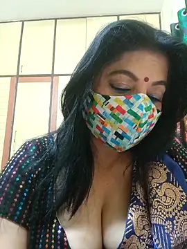 Snapshot of Ratna-777 chatting on November 7, 2025, 6:56 pm Ratna-777 online show from November 7, 2025, 6:56 pm