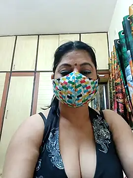 Snapshot of Ratna-777 chatting on November 16, 2025, 10:46 pm Ratna-777 online show from November 16, 2025, 10:46 pm