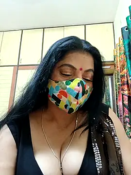 Snapshot of Ratna-777 chatting on September 23, 2025, 4:58 pm Ratna-777 online show from September 23, 2025, 4:58 pm