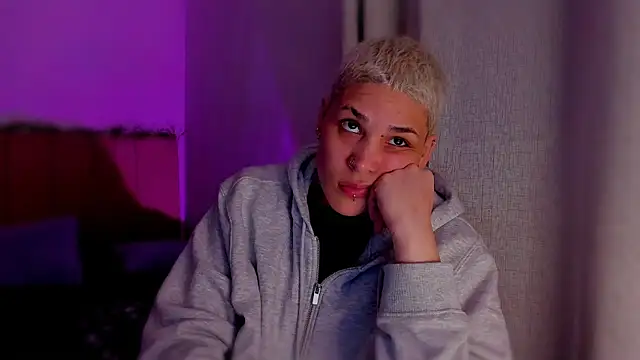 Charlee pink online show from February 21, 2026, 10:56 pm