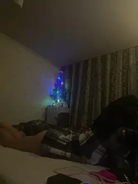 Snapshot of Kisasex1010 chatting on December 18, 2025, 9:29 pm Kisasex1010 online show from December 18, 2025, 9:29 pm