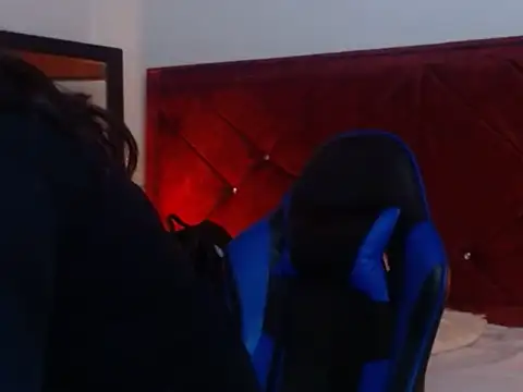 Julietacollins06 online show from March 13, 2026, 1:05 pm