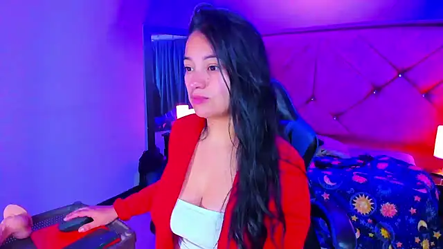 Julietacollins06 online show from June 9, 2026, 1:23 pm