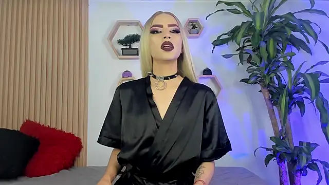 BrianaSchafer online show from December 20, 2025, 5:49 pm