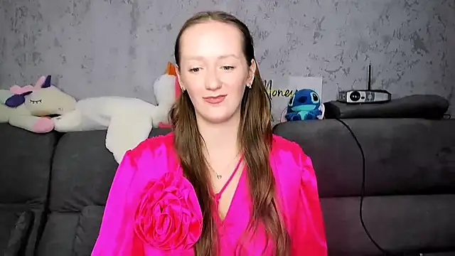 Snapshot of DreameSoul chatting on December 2, 2025, 1:02 pm DreameSoul online show from December 2, 2025, 1:02 pm