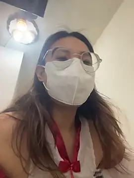 yourbootygirl online show from November 7, 2025, 12:37 am