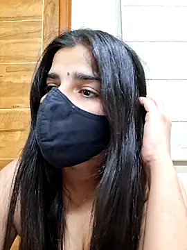 aaliya bhattt online show from November 3, 2025, 12:20 pm