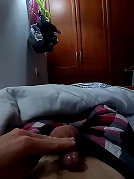 Snapshot of AAngel20 chatting on December 18, 2024, 10:13 pm AAngel20 online show from December 18, 2024, 10:13 pm