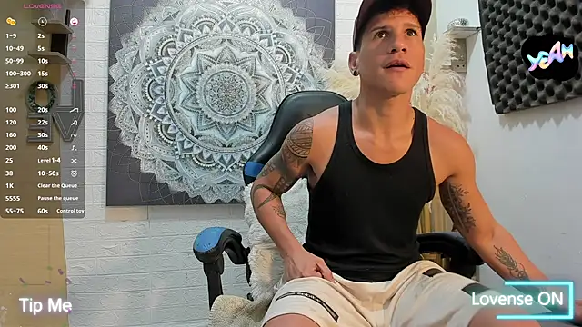 Snapshot of nakedfoam1 chatting on February 18, 2026, 4:10 am nakedfoam1 online show from February 18, 2026, 4:10 am