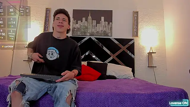 nakedfoam1 online show from September 18, 2025, 3:20 am