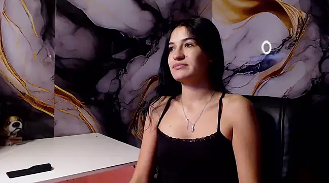 shantall24 online show from February 18, 2025, 4:26 am