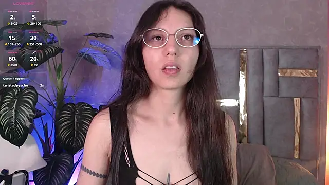 Snapshot of Bianca_ks chatting on October 1, 2025, 3:11 am Bianca ks online show from October 1, 2025, 3:11 am