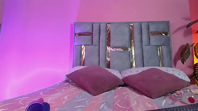 Snapshot of Bianca_ks chatting on February 25, 2025, 6:14 am Bianca ks online show from February 25, 2025, 6:14 am