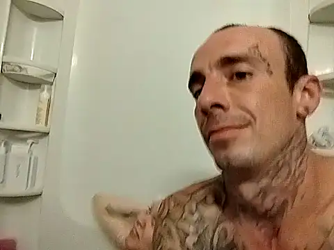 Snapshot of DirtyNorth chatting on October 4, 2025, 9:00 am DirtyNorth online show from October 4, 2025, 9:00 am