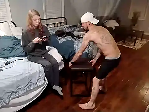 Snapshot of DirtyNorth chatting on January 4, 2025, 4:23 am DirtyNorth online show from January 4, 2025, 4:23 am