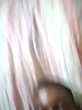 BeetledFlouter12 online show from September 24, 2025, 11:43 pm