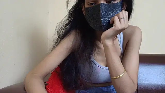 Snapshot of Srabontii chatting on January 14, 2026, 6:39 am Srabontii online show from January 14, 2026, 6:39 am