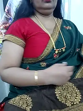 Snapshot of Deepthi_Mysore chatting on December 5, 2025, 8:13 am Deepthi Mysore online show from December 5, 2025, 8:13 am