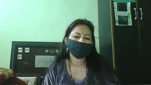 Snapshot of couplesuni chatting on February 17, 2026, 3:48 am couplesuni online show from February 17, 2026, 3:48 am