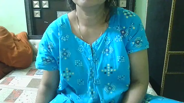 couplesuni online show from October 1, 2025, 8:30 am