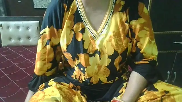 couplesuni online show from October 29, 2025, 2:43 am