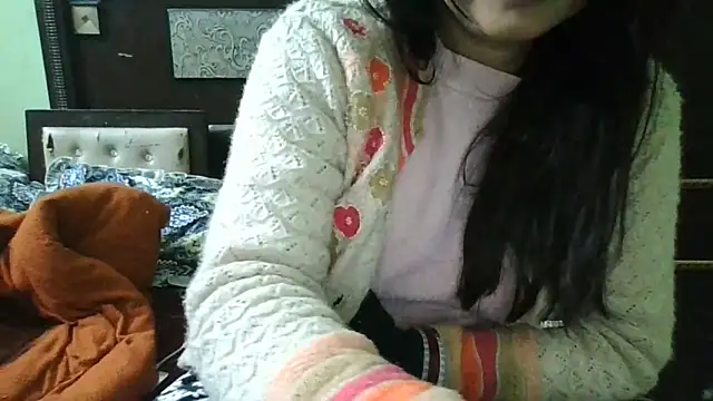 Snapshot of couplesuni chatting on December 19, 2025, 3:21 am couplesuni online show from December 19, 2025, 3:21 am