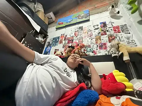 dafne19  online show from March 1, 2026, 3:50 am