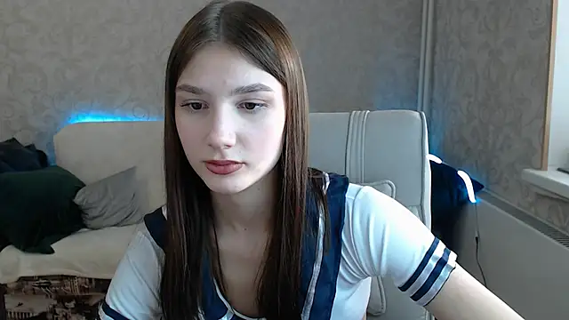 AnaHoney online show from March 7, 2025, 9:51 am