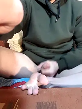 BarefootOmg online show from February 10, 2026, 4:39 pm